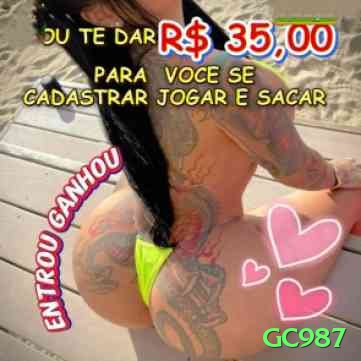 Screenshot - gc987 🃏🔥 Value shove com top pair good kicker: shove all-in contra range calling wide! 💪🏆